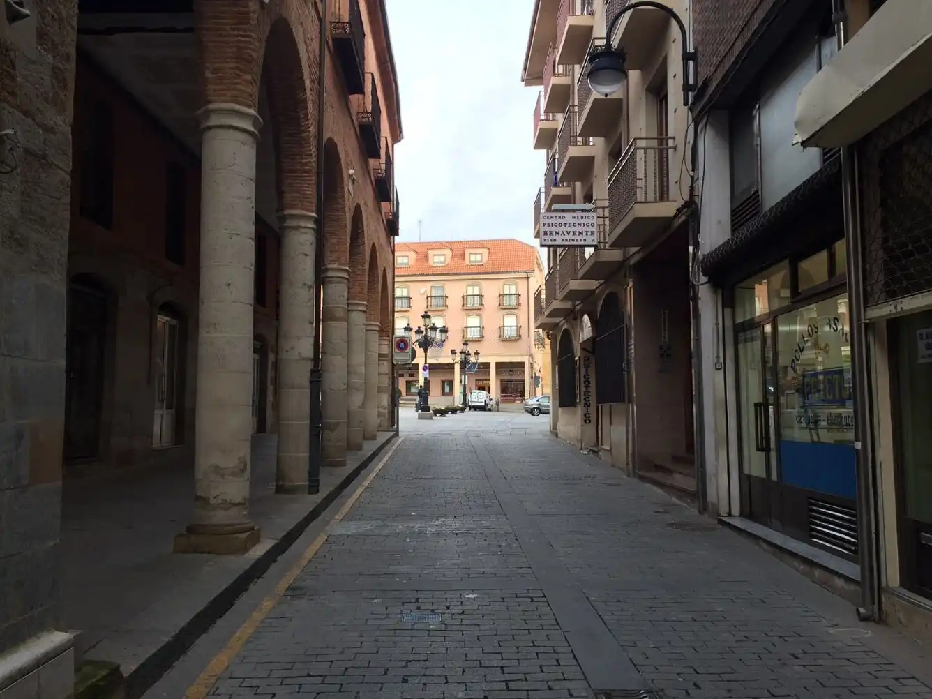 Local comercial en alquiler en Benavente, imagen 2