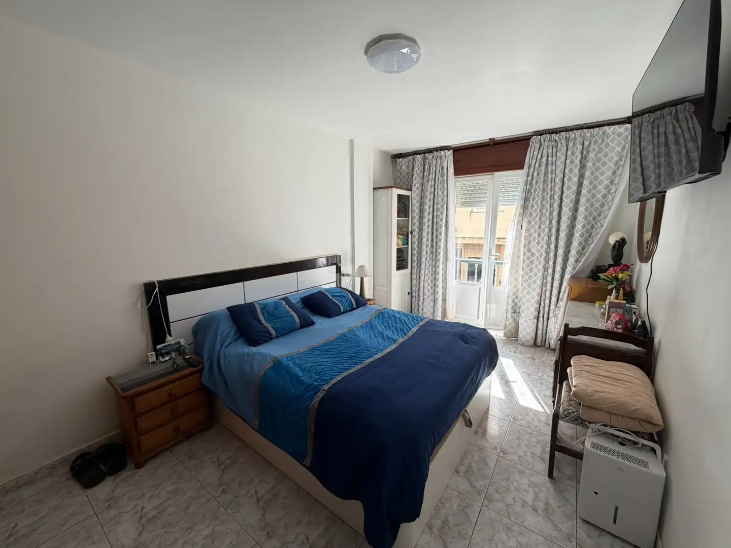 Habitación de Piso en venta en Rianxo con Calefacción, Terraza y Trastero