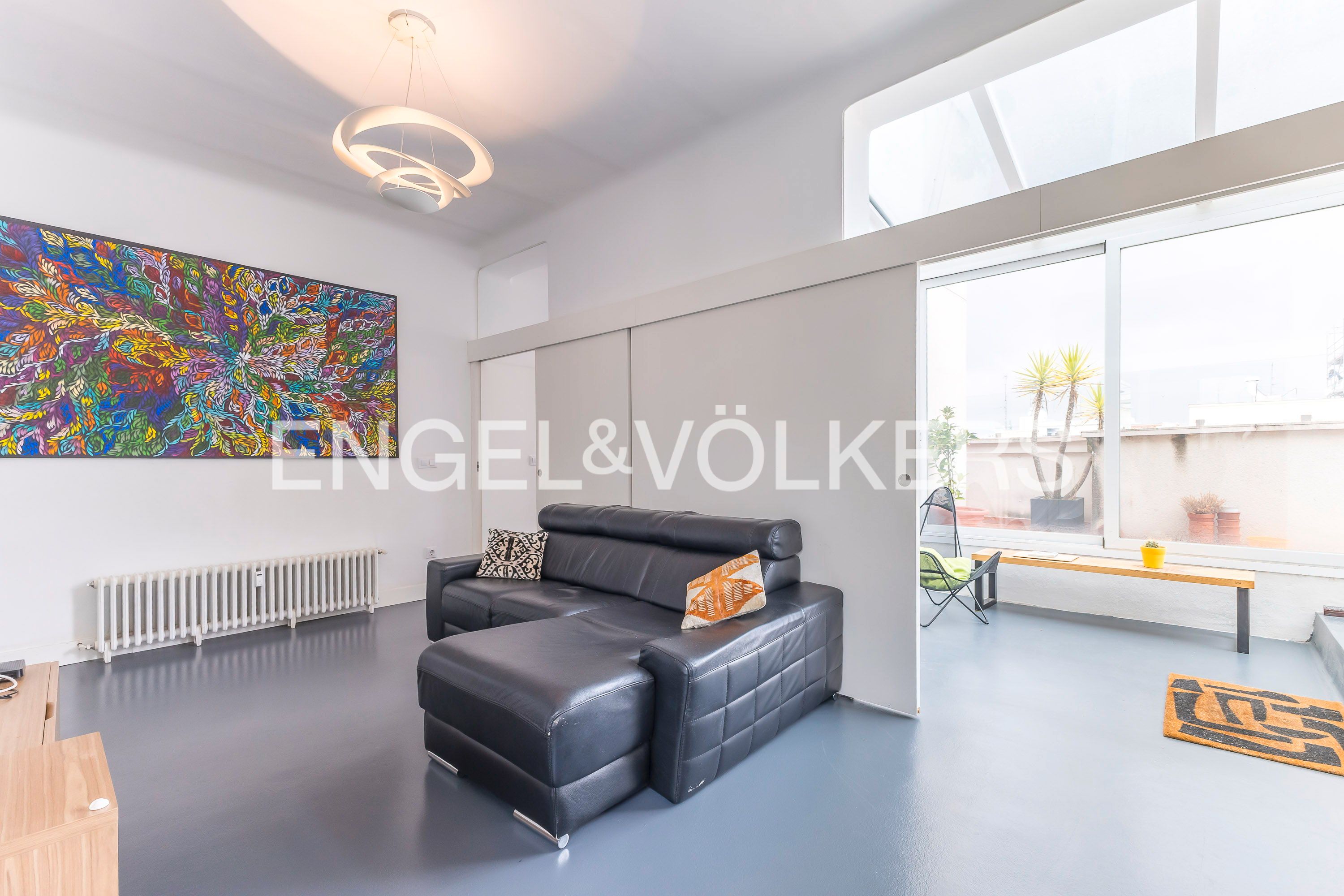 Sala d'estar de Apartament en venda en  Madrid Capital amb Aire condicionat, Calefacció i Terrassa