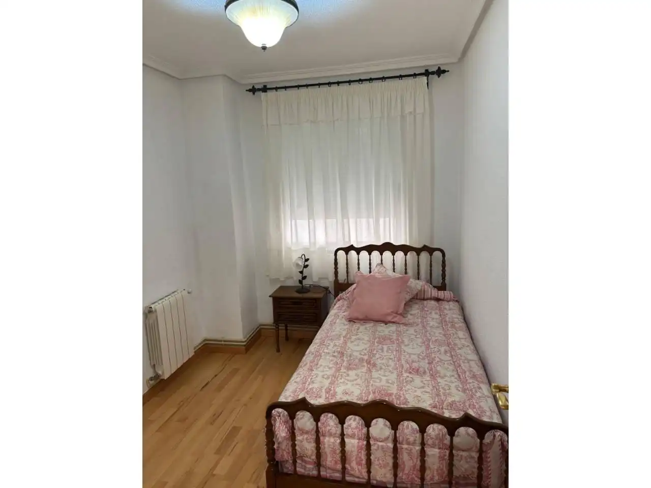 Habitación de Piso de alquiler en Alicante / Alacant con Aire acondicionado, Calefacción y Amueblado
