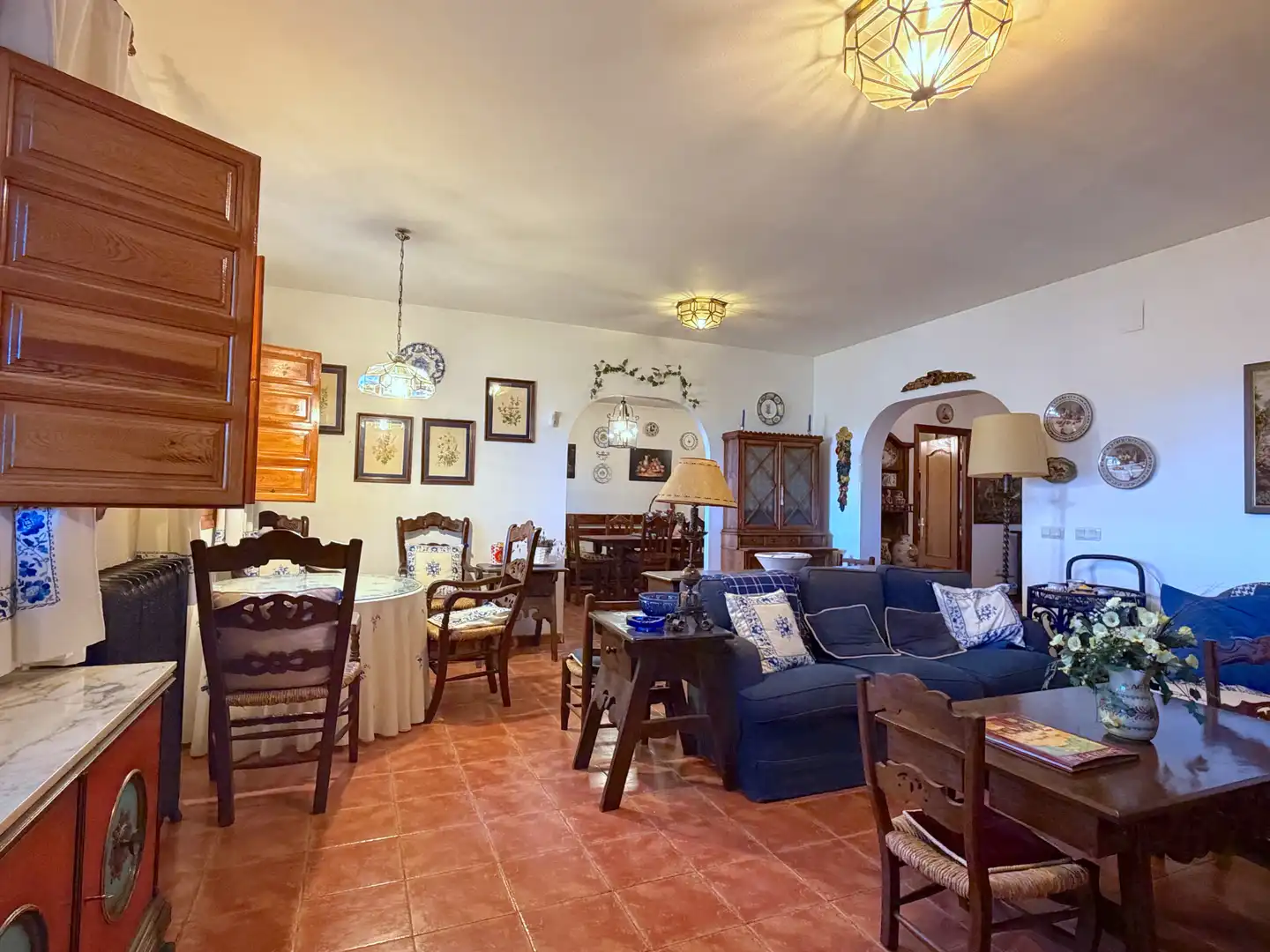 Sala d'estar de Casa o xalet en venda en La Estrella amb Calefacció, Jardí privat i Traster
