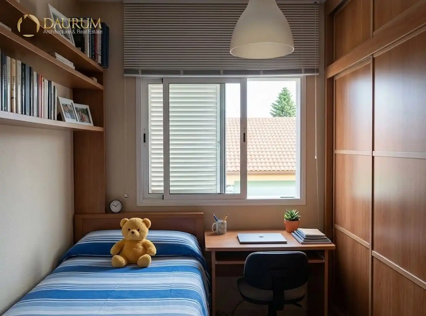 Habitación de Casa adosada en venta en Málaga con Aire acondicionado, Calefacción y Terraza
