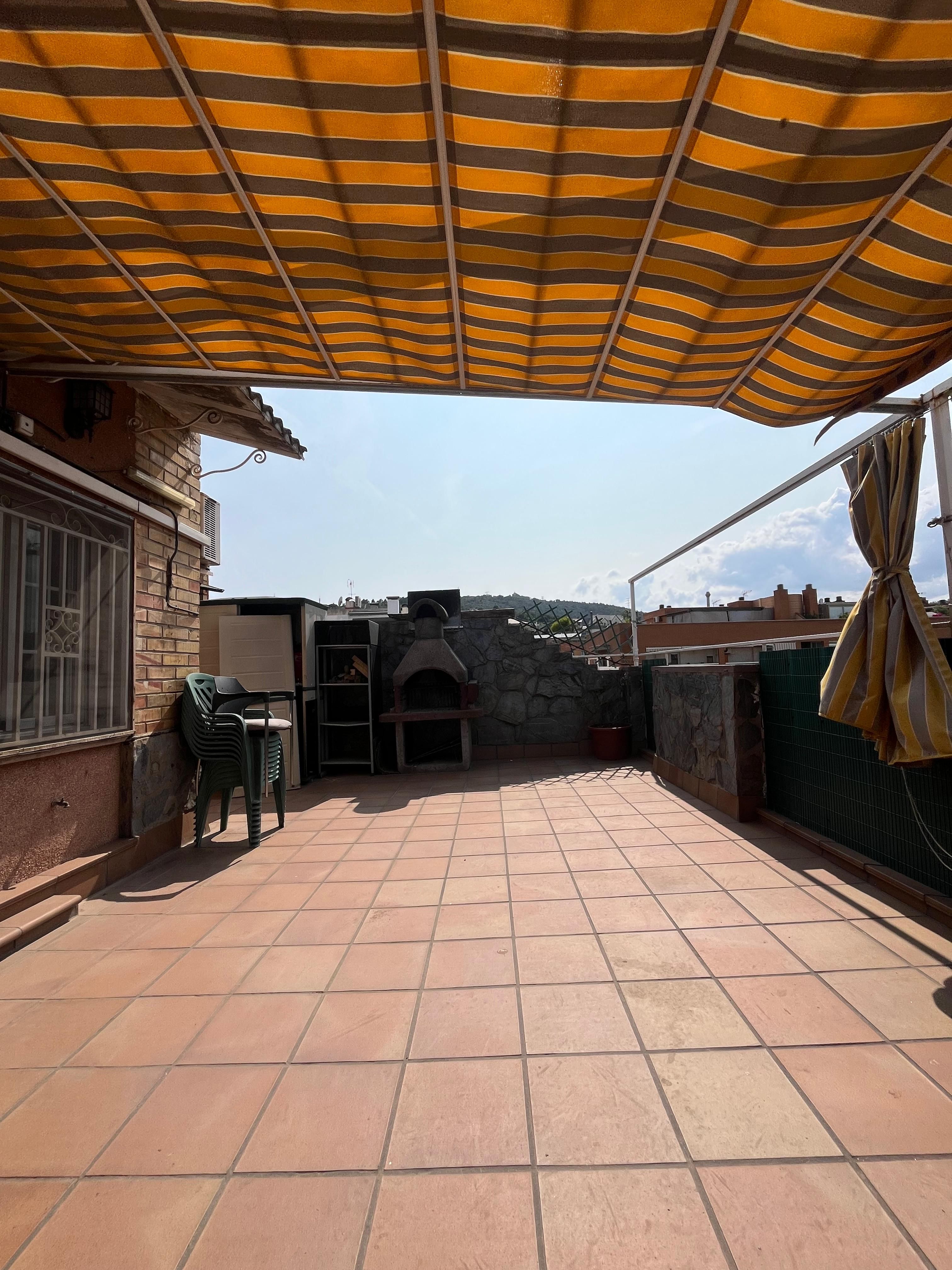Flat for sale in Carrer de l'Abat Escarré, Marianao, Sant Boi de Llobregat