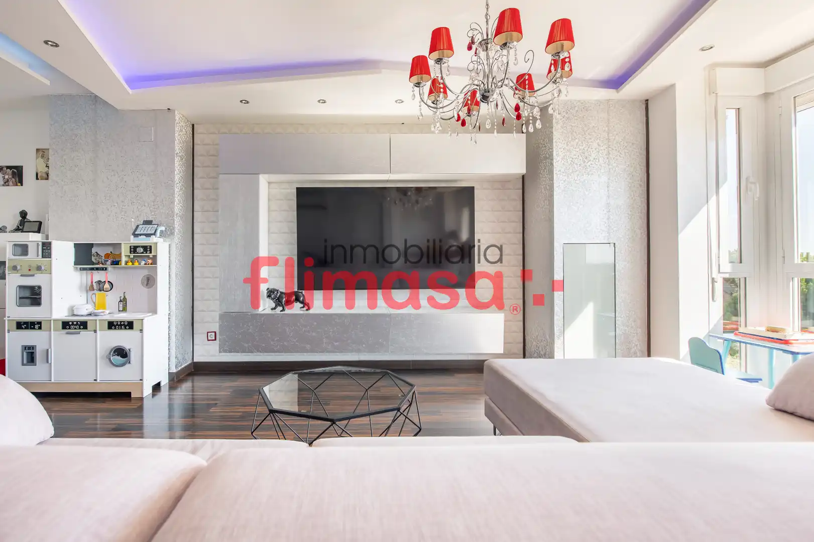 Living room of Duplexes for sale in Arroyomolinos (Madrid)  with Air Conditioner, Heating and Storage room
