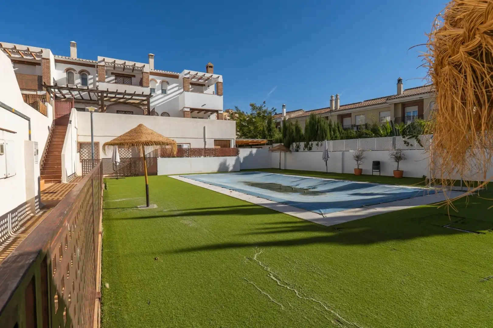 Jardín de Casa adosada en venta en Cenes de la Vega con Aire acondicionado, Calefacción y Jardín privado