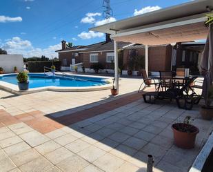 Piscina de Casa o xalet en venda en Badajoz Capital amb Aire condicionat, Calefacció i Jardí privat