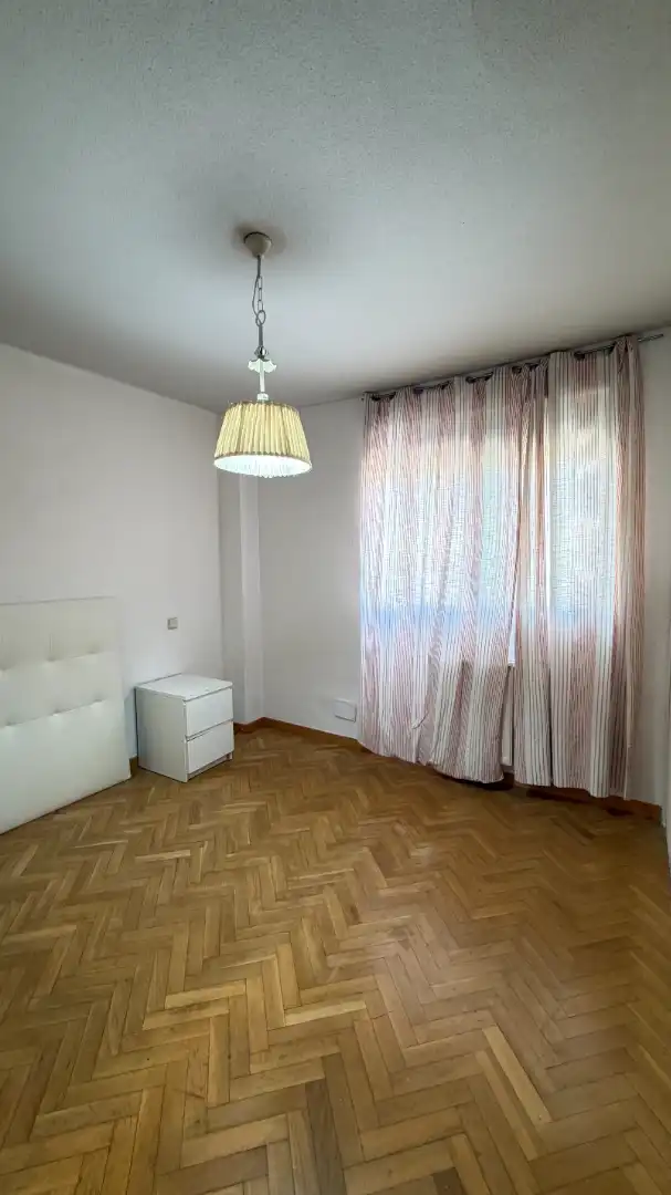 Habitación de Piso en venta en Valdemoro con Aire acondicionado, Calefacción y Parquet