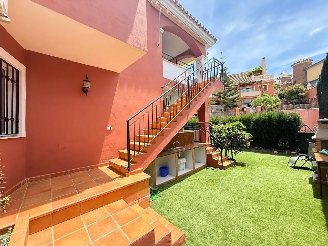 Jardí de Casa o xalet en venda en Vélez-Málaga amb Aire condicionat, Calefacció i Jardí privat