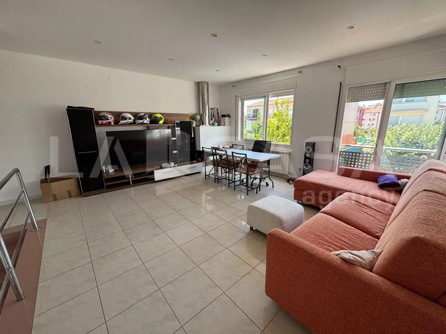 Living room of Detached homes for sale in La Roca del Vallès  with Air Conditioner, Heating and Private garden