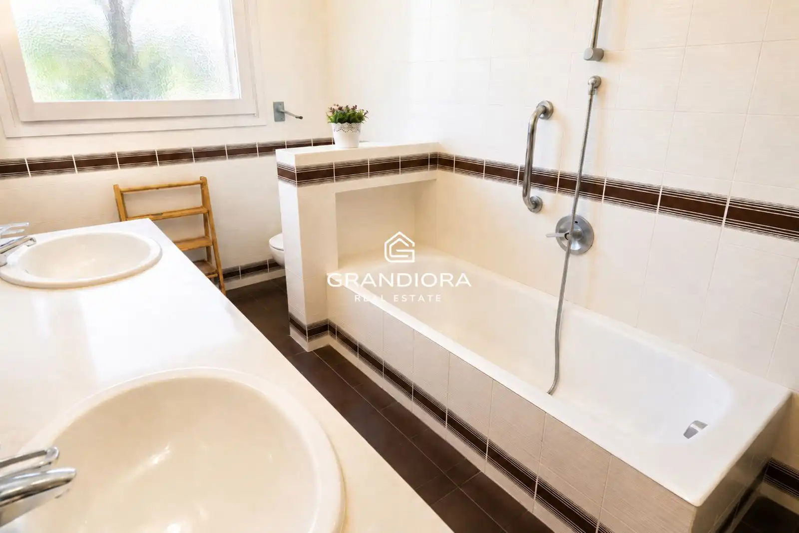 Bany de Casa o xalet en venda en Mataró amb Terrassa i Piscina