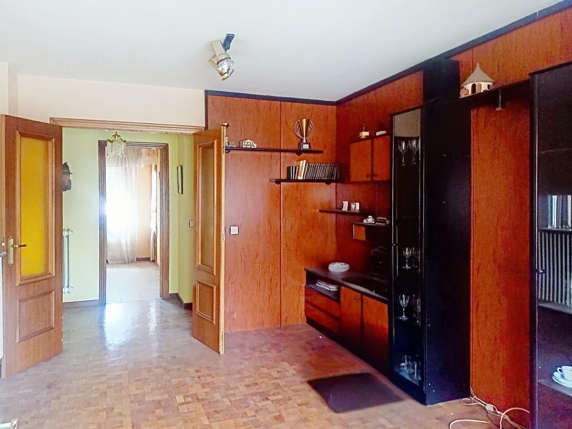 Flat for sale in La Pola de Gordón 