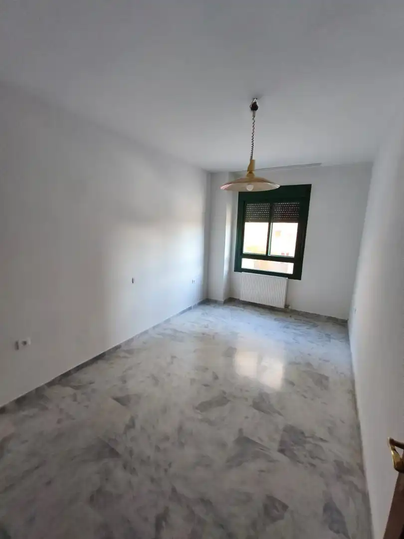 Habitación de Piso en venta en Cáceres con Aire acondicionado, Calefacción y Terraza