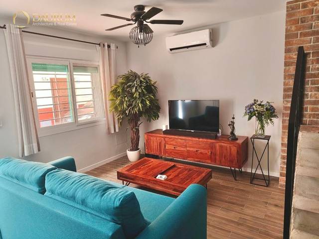 Casa adosada en Venta en Mendoza en Parque Ayala - Jardín de la Abadía - Huelín