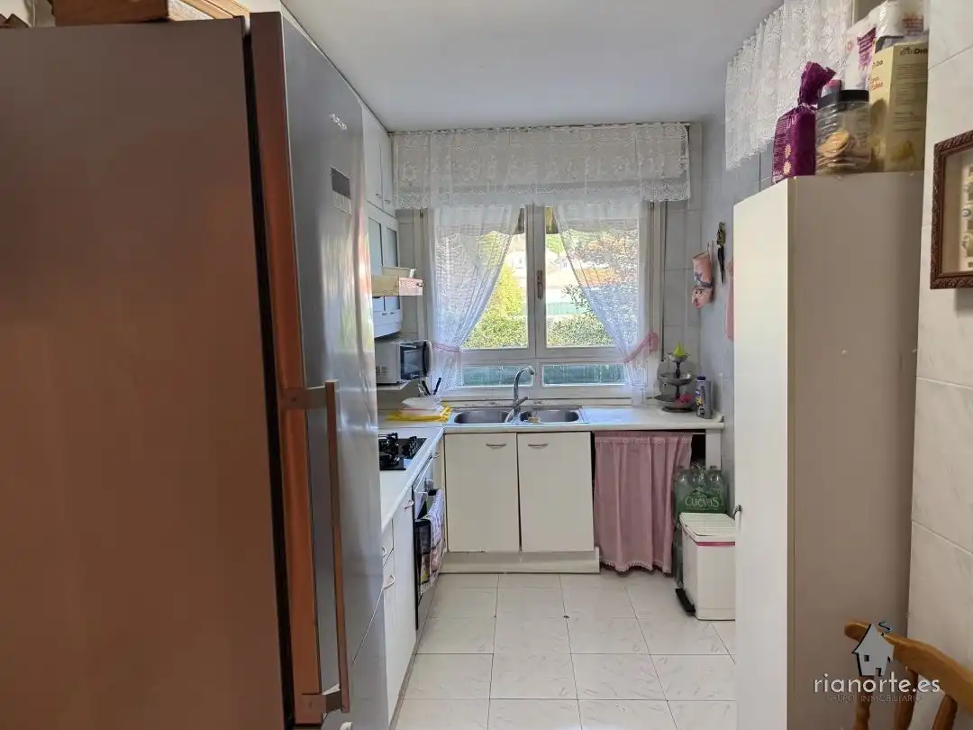 Kitchen of Flat for sale in Ribadesella  with Heating and Storage room