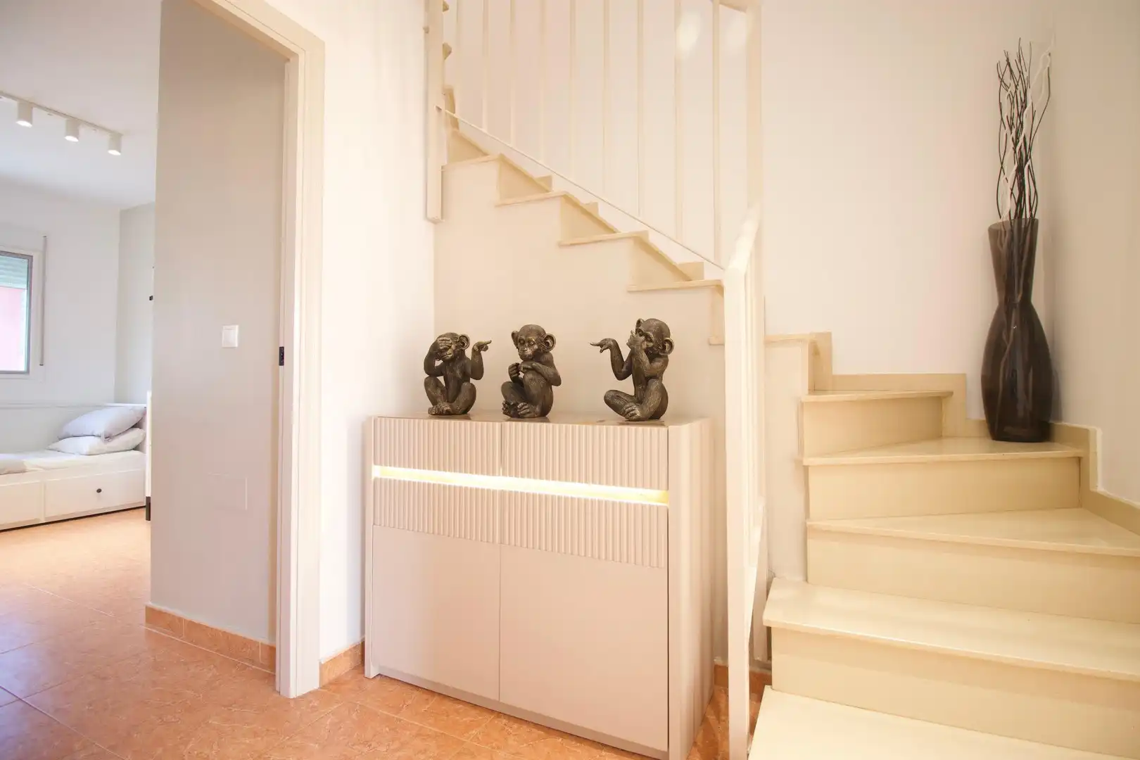 Einfamilien-Reihenhaus zum Verkauf in Fuente Álamo de Murcia mit Privatgarten und Balkon