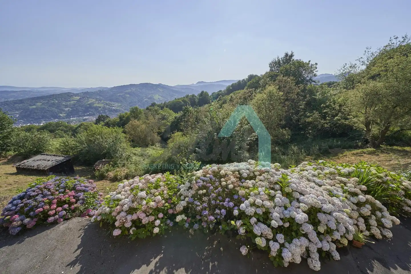 Garden of Houses for sale in Langreo  with Private garden and Balcony