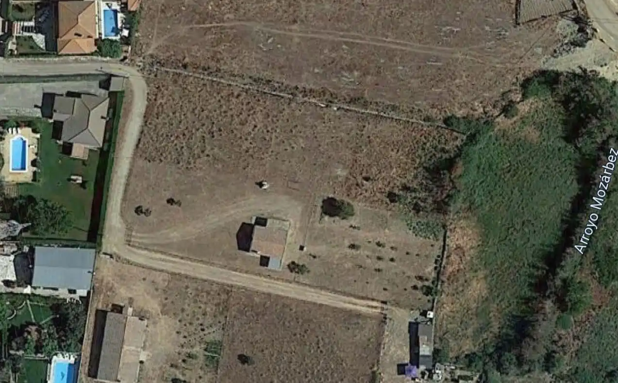 Residential land for sale in Calle Pedro Almodovar, imagen 3