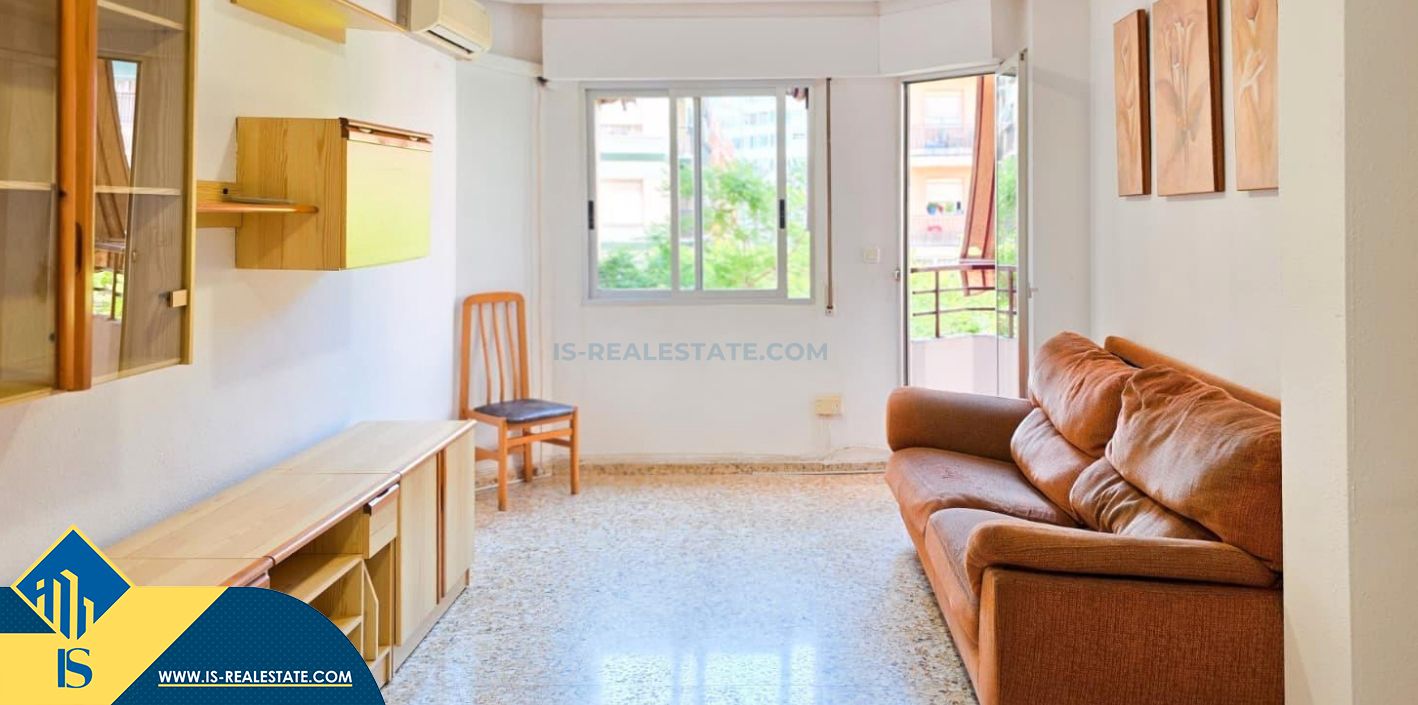 Vista exterior de Apartament en venda en Alicante / Alacant amb Aire condicionat, Calefacció i Moblat