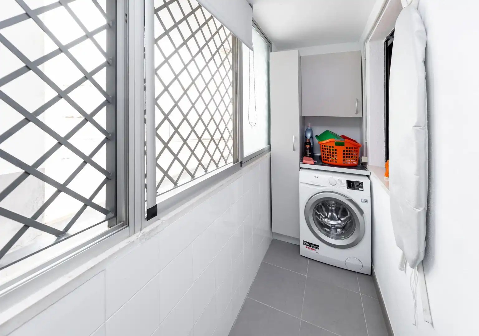 Balcony of Flat for sale in Granada  with Air Conditioner, Heating and Storage room