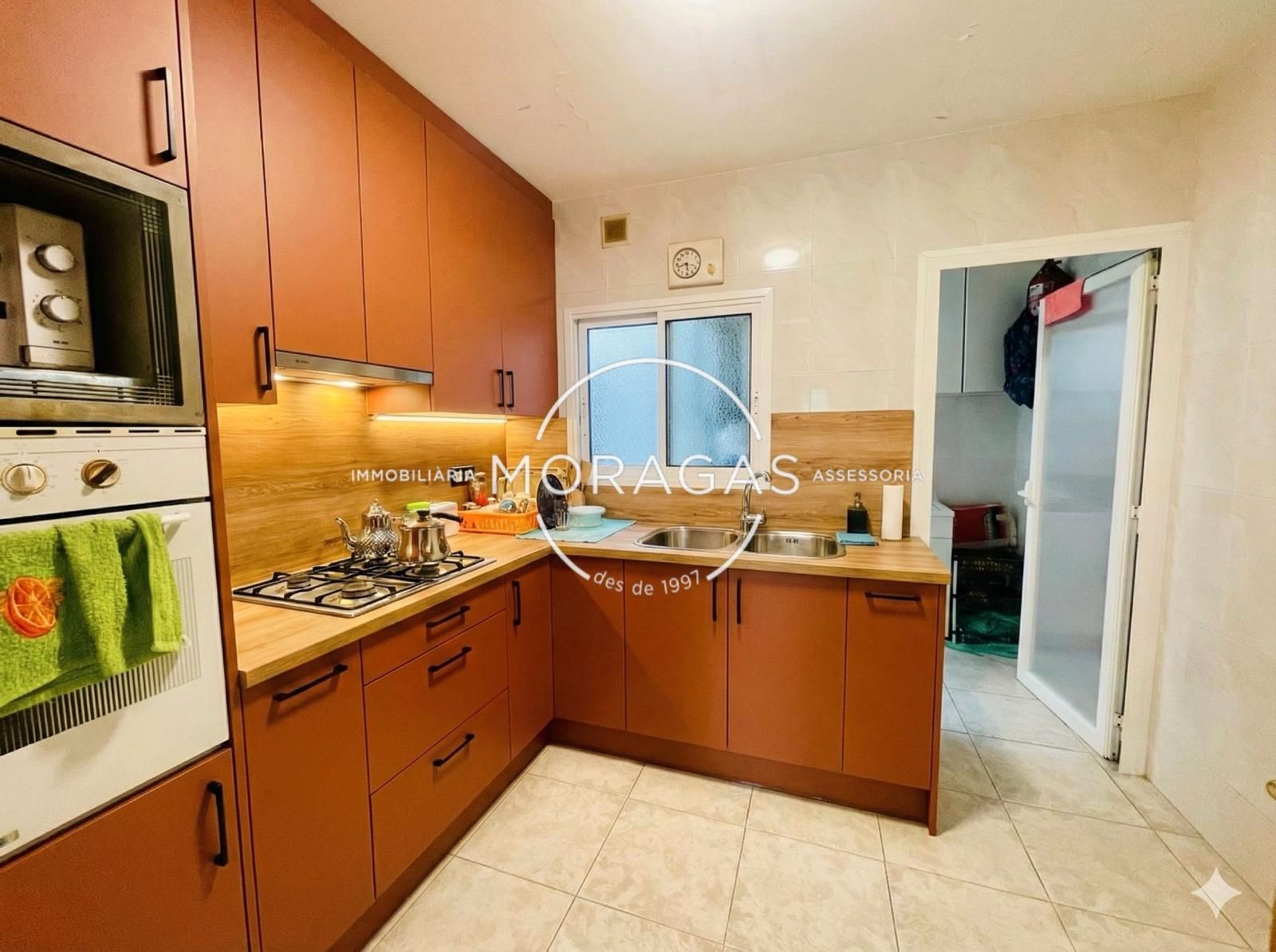 Cuina de Pis en venda en Granollers amb Calefacció i Balcó