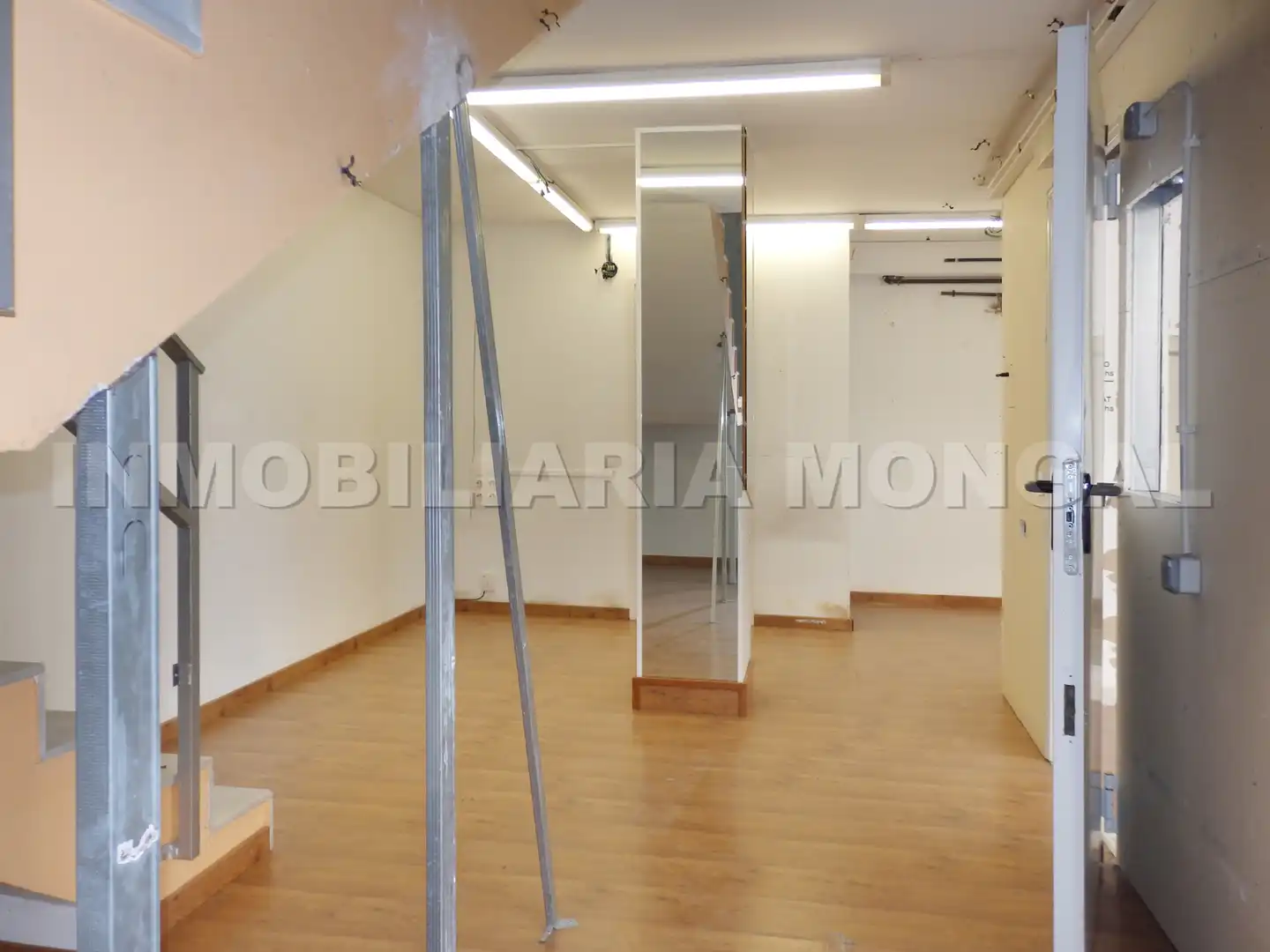 Local comercial de lloguer a Carrer de Joaquim Auger, imagen 13