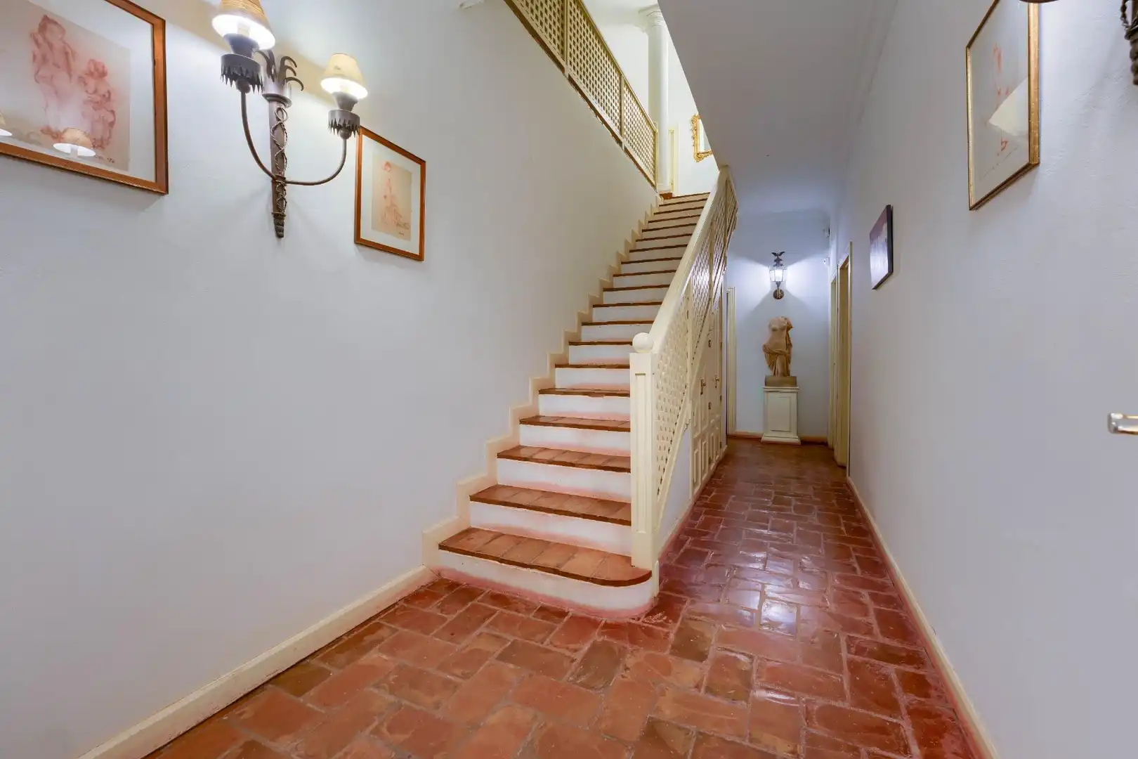 Casa o xalet en venda en Sanlúcar la Mayor amb Aire condicionat, Jardí privat i Terrassa