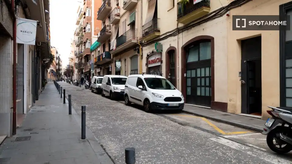 Parking de Piso de alquiler en Barcelona con Aire acondicionado, Calefacción y Amueblado