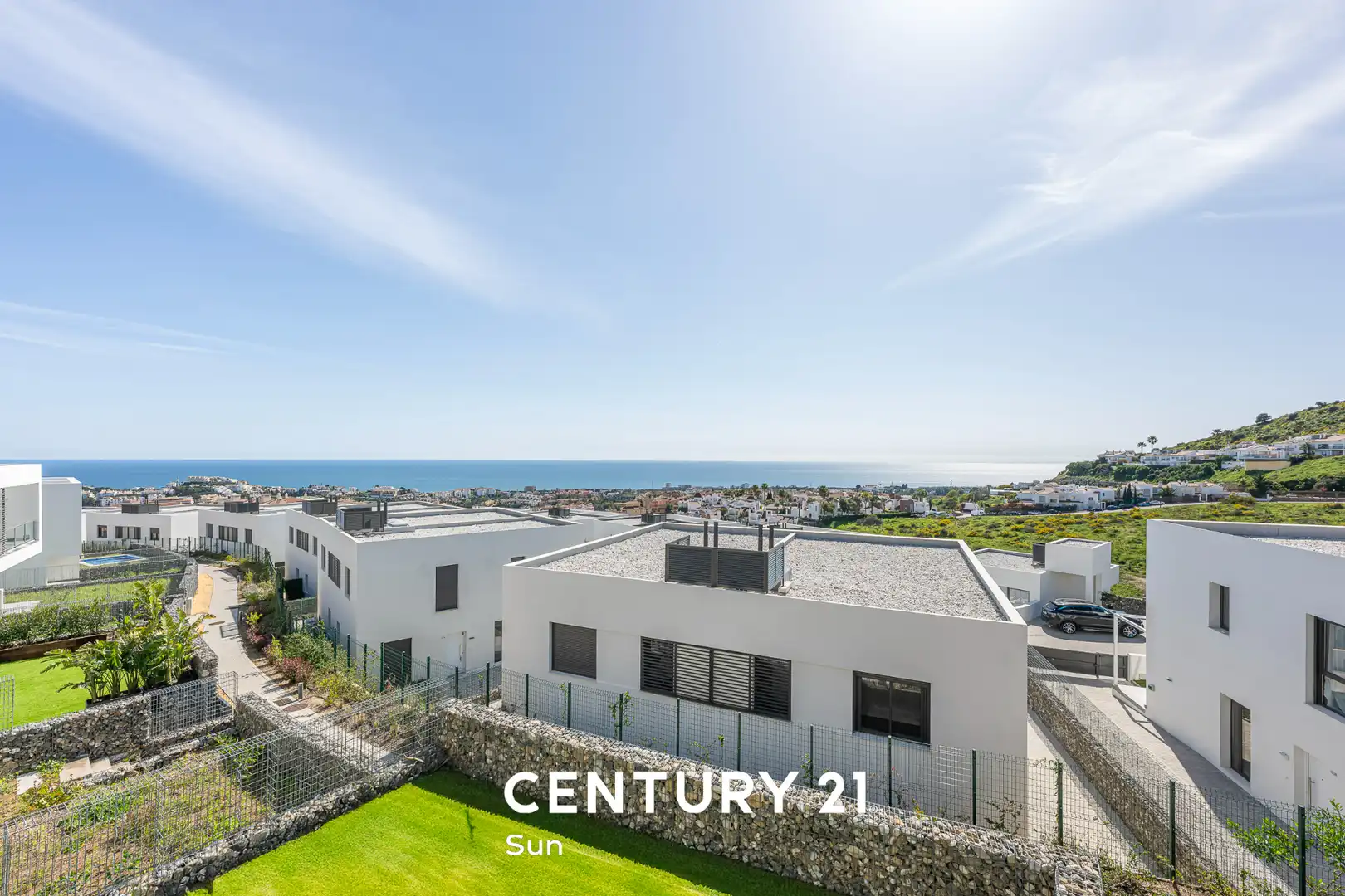 Vista exterior de Casa adosada en venta en Mijas con Aire acondicionado, Calefacción y Jardín privado