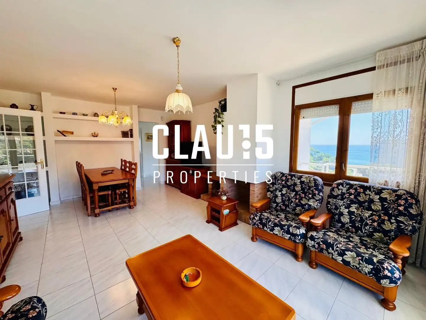Sala de estar de Casa o chalet en venta en Sant Pol de Mar con Jardín privado, Terraza y Piscina