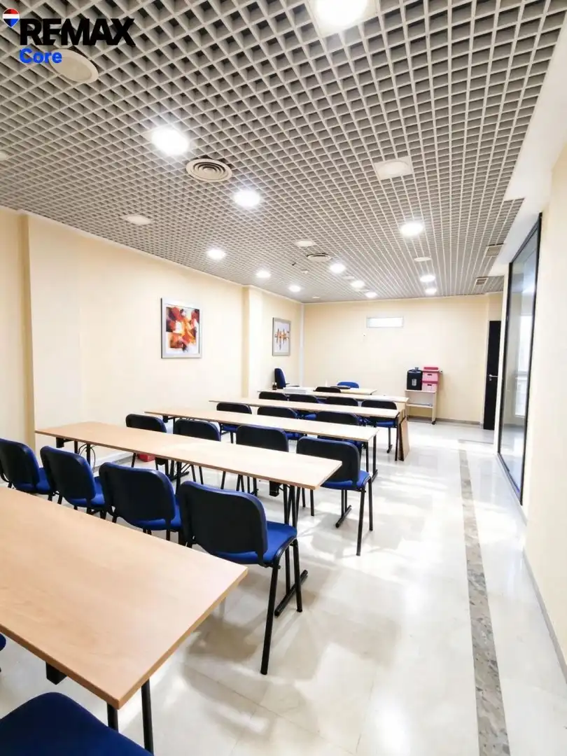 Office space with lift for sale in Casco Antiguo, imagen 40