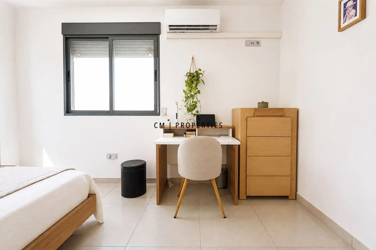 Habitación de Casa o chalet en venta en La Pobla de Vallbona con Aire acondicionado, Calefacción y Terraza