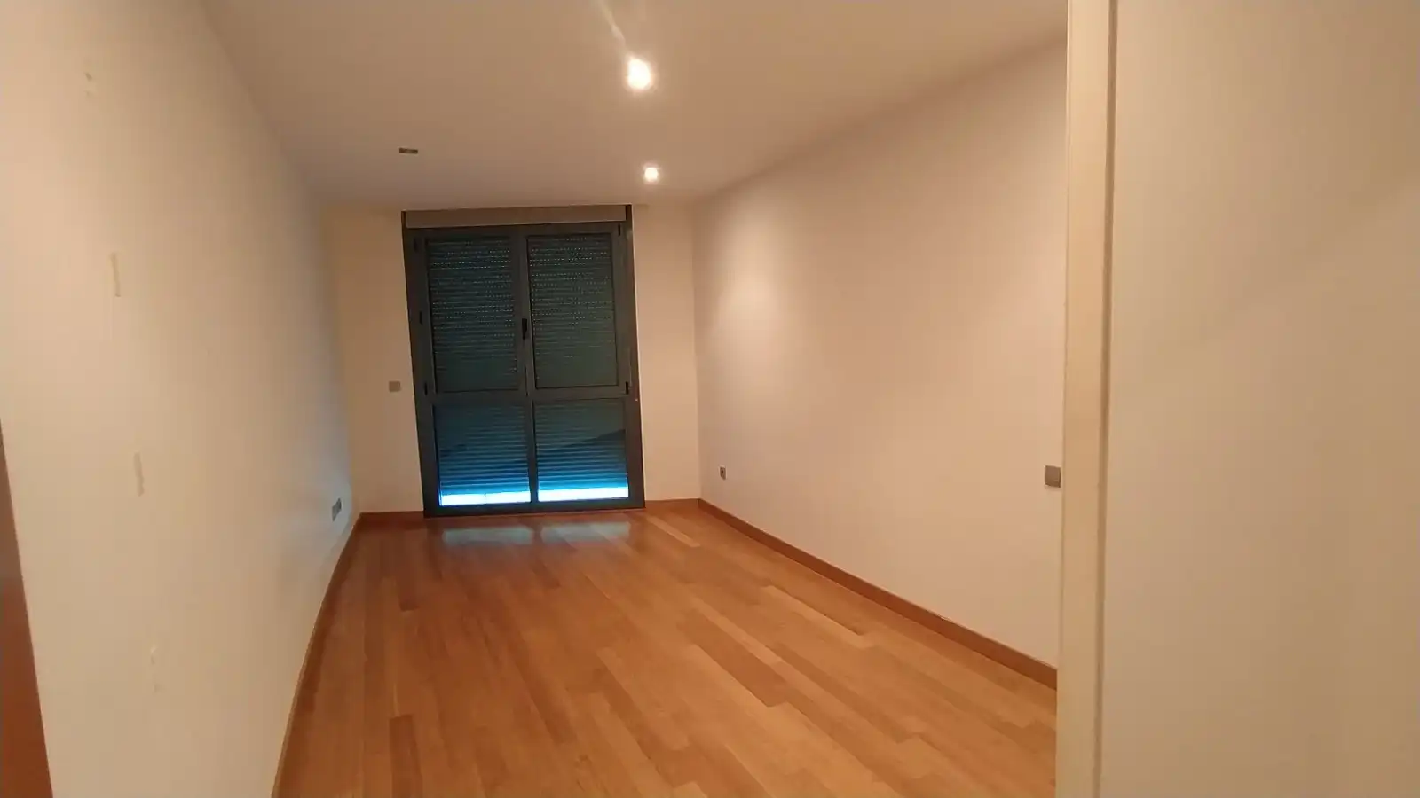 Habitación de Apartamento en venta en Santander con Calefacción, Jardín privado y Terraza