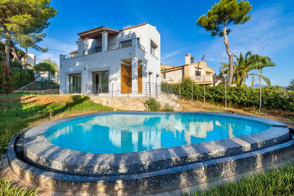 Chalet con piscina en venta en El Toro, imagen 2