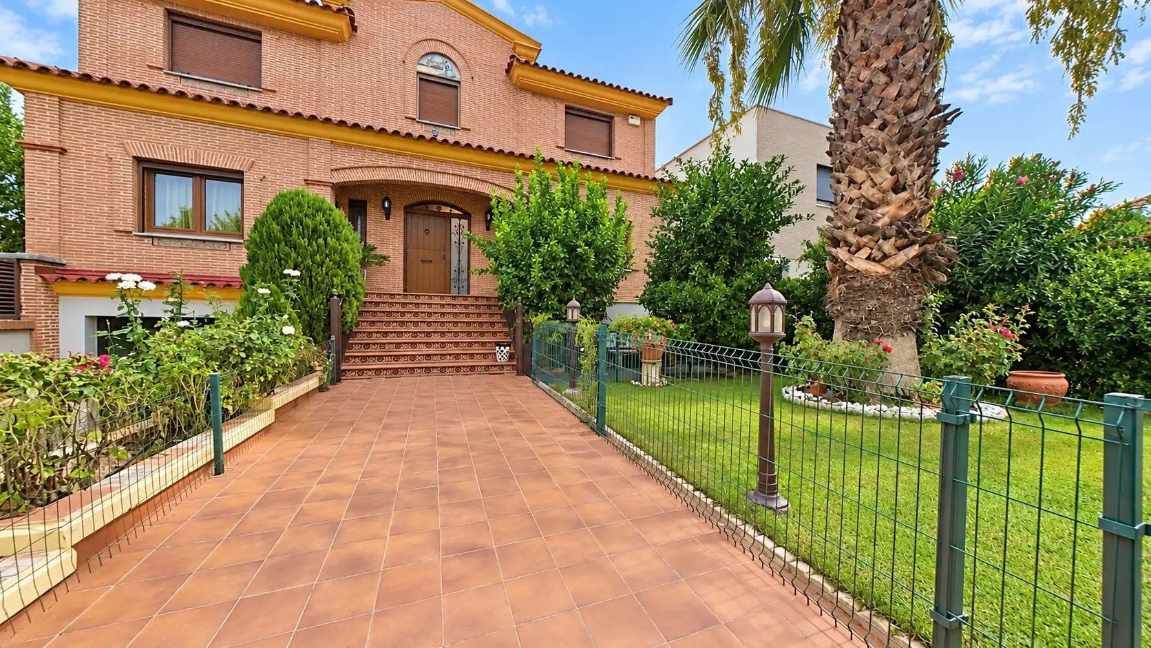 Vista exterior de Casa o chalet en venta en Pepino con Aire acondicionado, Calefacción y Jardín privado