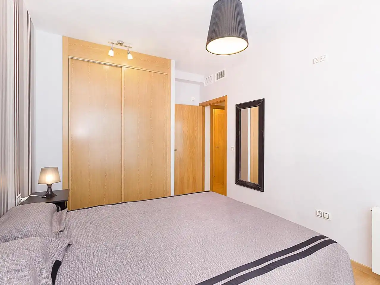 Bedroom of Flat for rent in Este