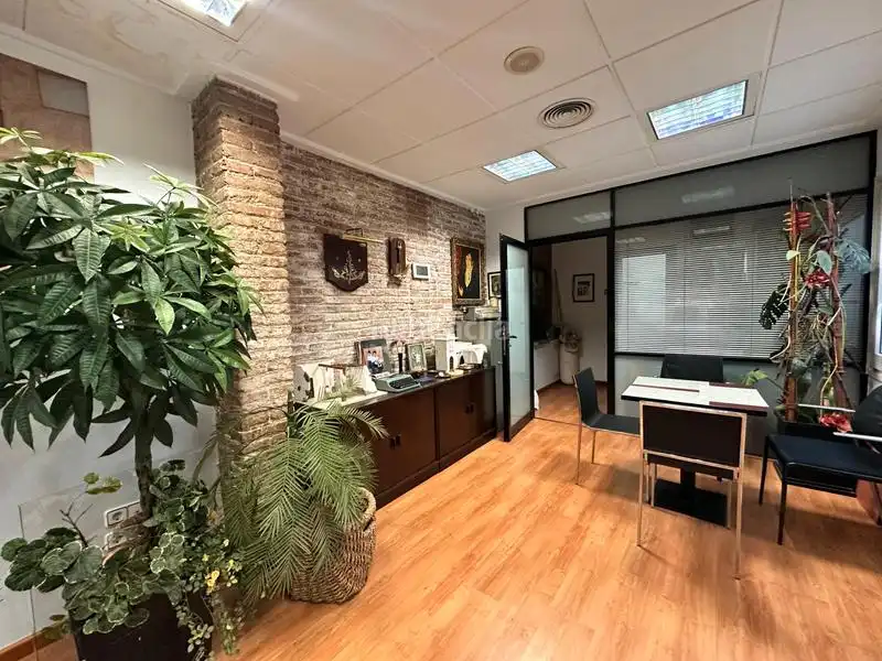 Local comercial en venda a Carrer de Bacardí 3, imagen 8