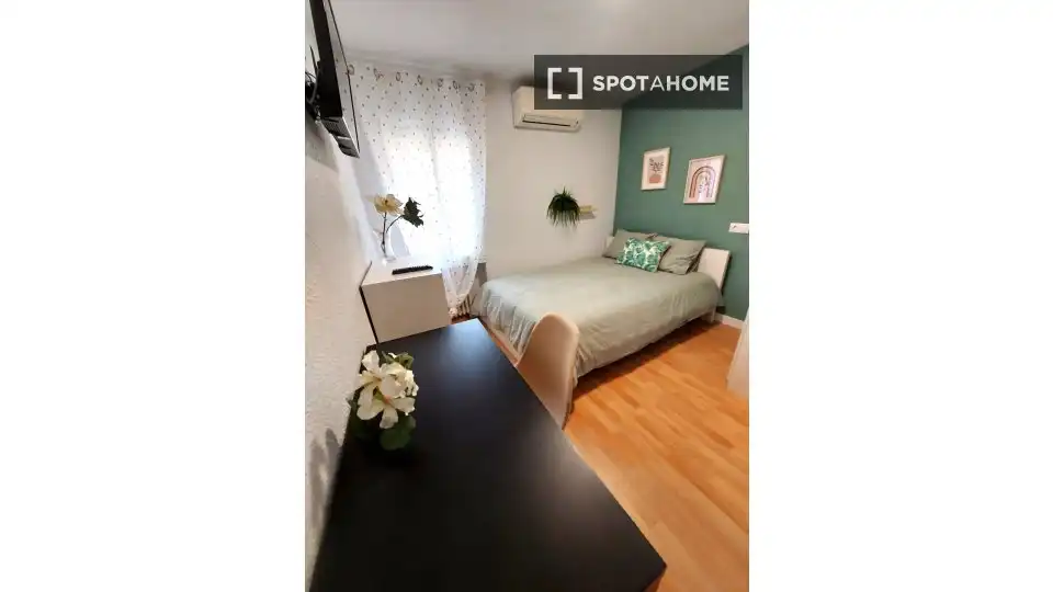 Room in Colina