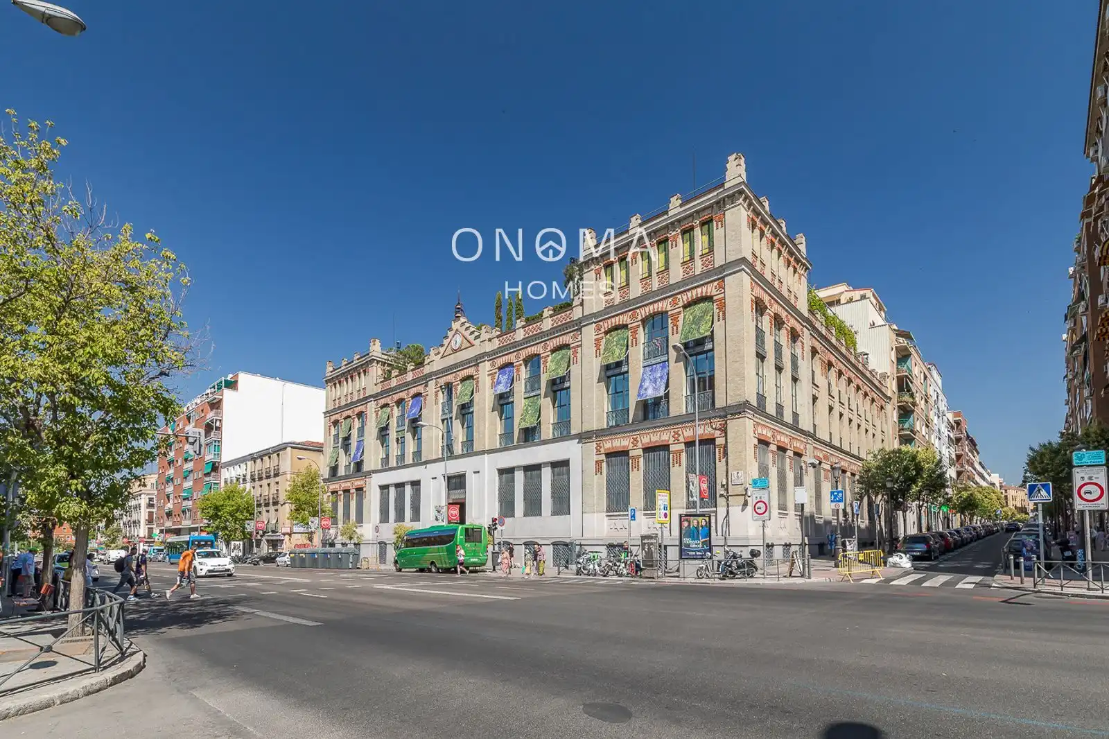 Vista exterior de Piso en venta en Madrid con Aire acondicionado, Calefacción y Parquet
