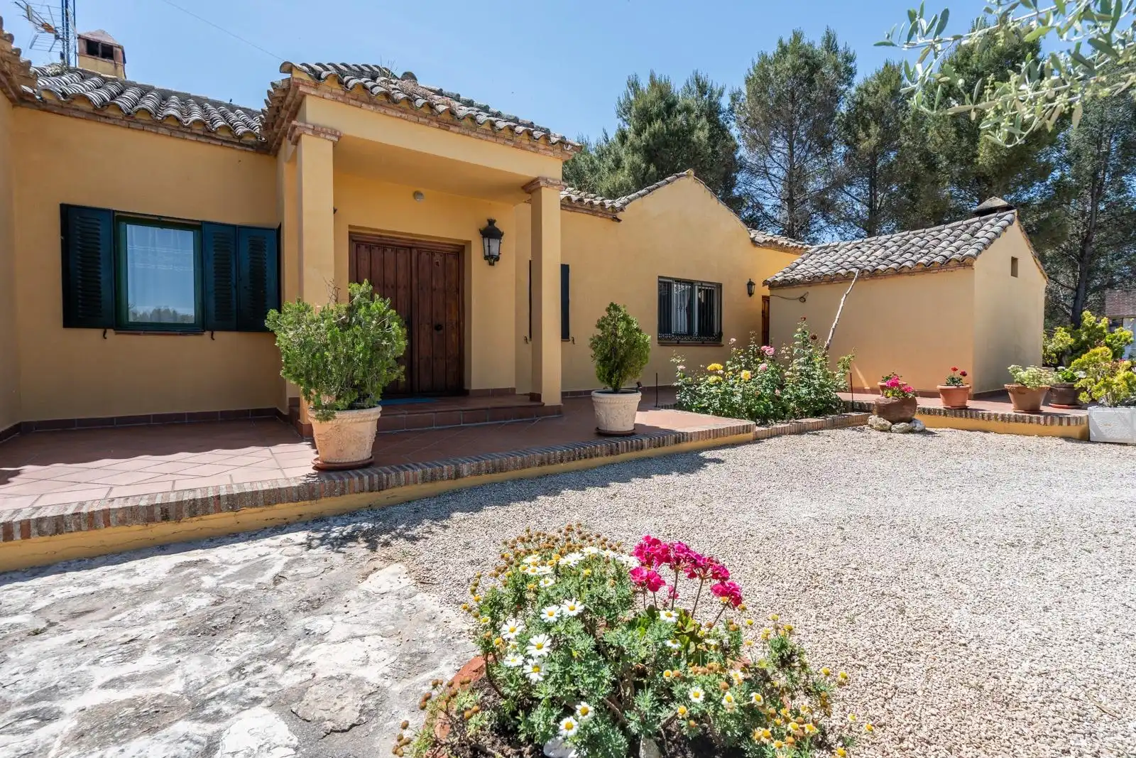 Exterior view of Country homes for sale in Chinchón  with Air Conditioner, Heating and Private garden