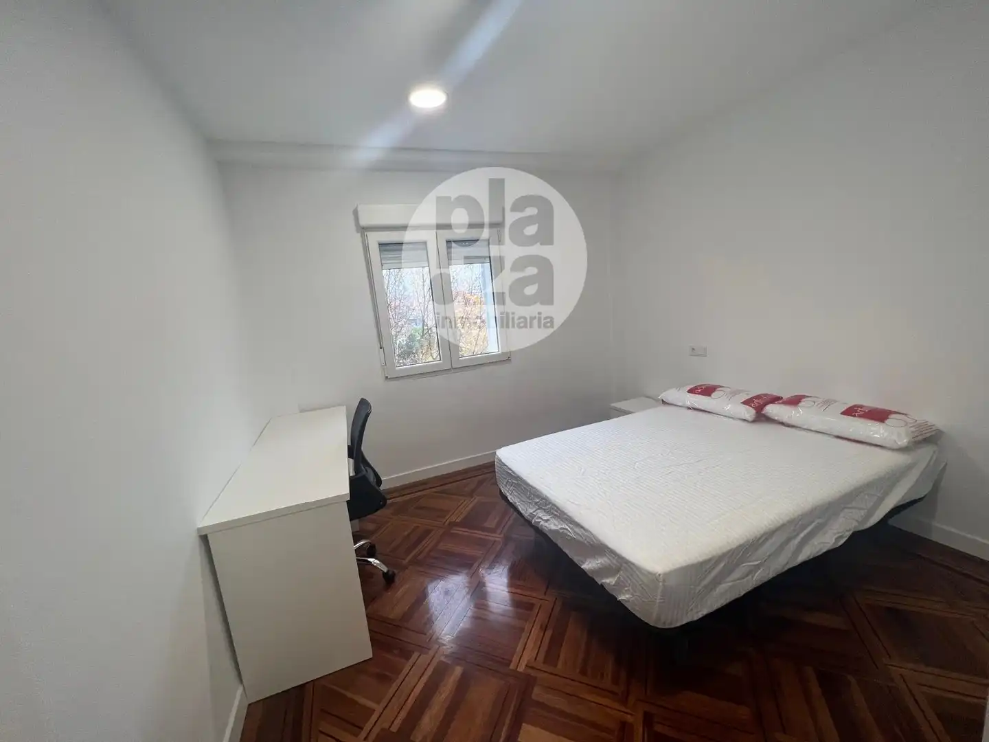 Bedroom of Flat for rent in Burgos  with Heating and Furnished