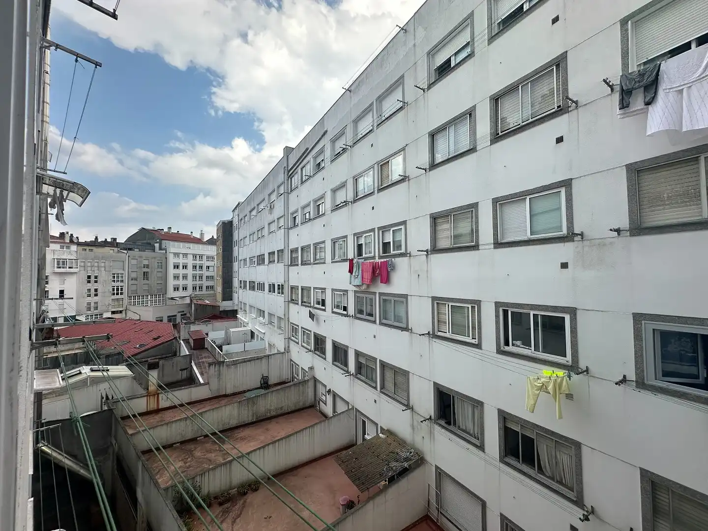 Vista exterior de Apartament en venda en Santiago de Compostela  amb Calefacció i Moblat