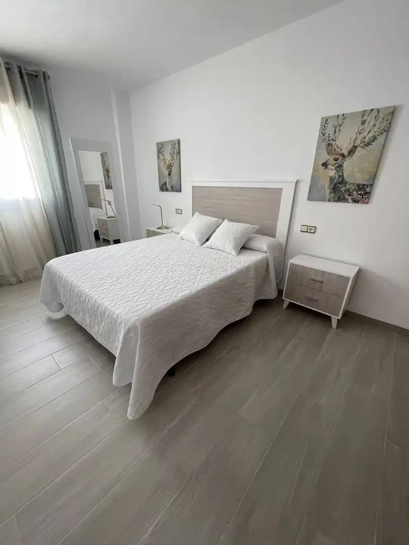 Habitación de Piso en venta en Salobreña con Aire acondicionado, Amueblado y Balcón