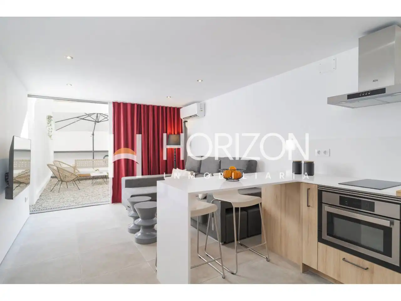 Sala de estar de Piso en venta en Barcelona con Aire acondicionado, Jardín privado y Terraza