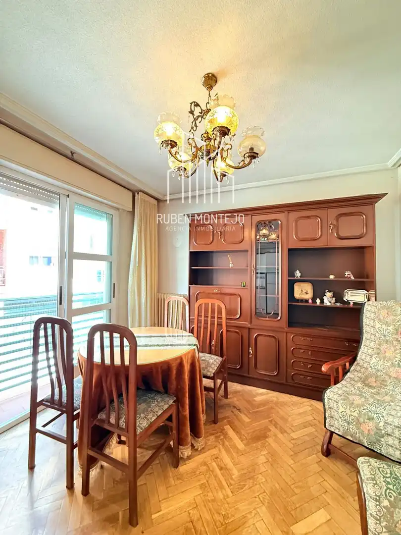 Comedor de Apartamento en venta en Garrido