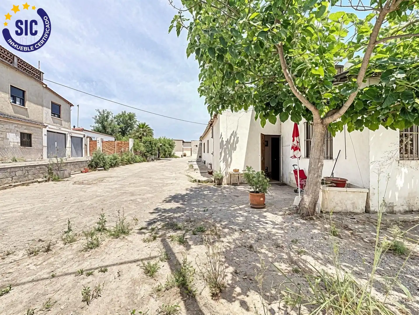 Vista exterior de Casa o chalet en venta en Llocnou d'En Fenollet con Terraza