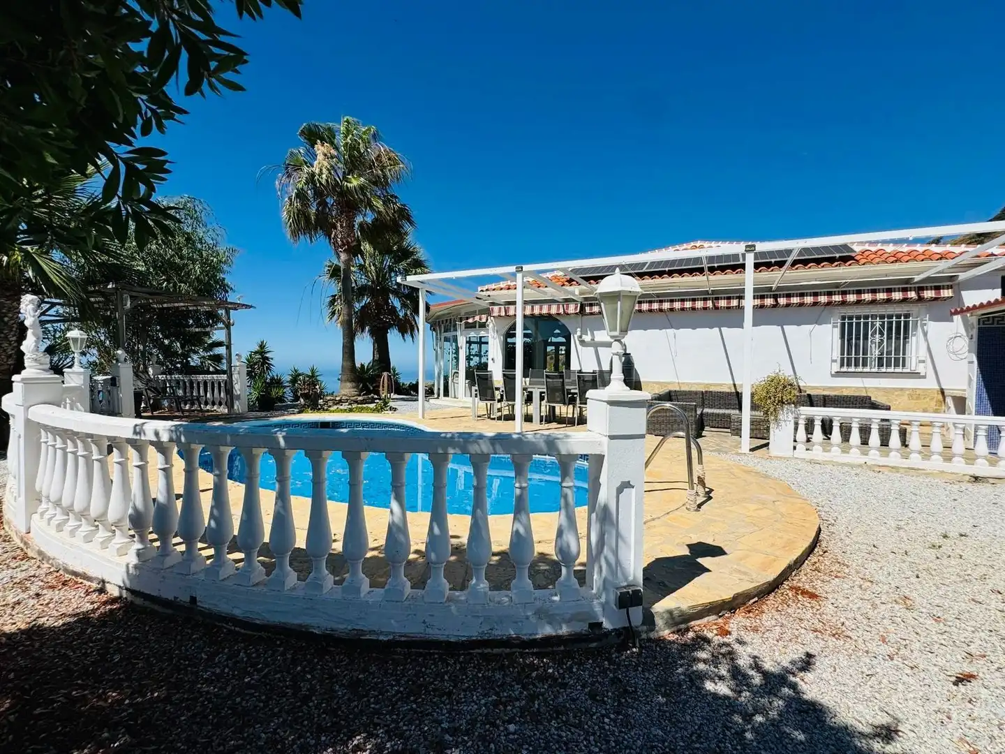 Terrassa de Casa o xalet en venda en Arenas amb Aire condicionat, Jardí privat i Traster