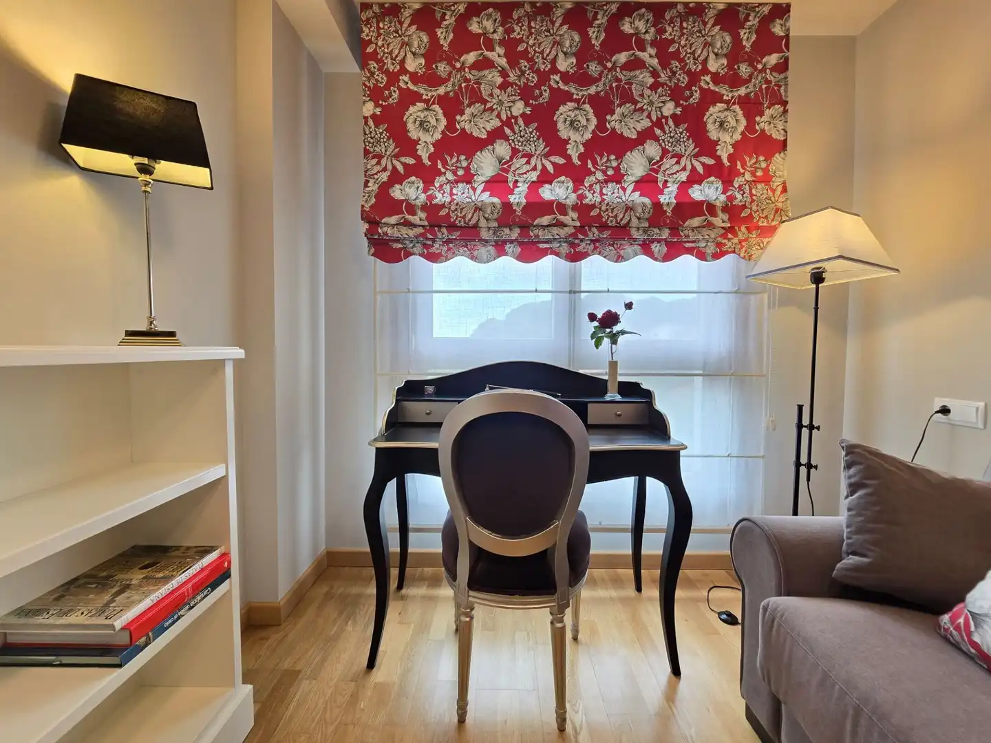 Comedor de Piso en venta en Llanes con Calefacción, Terraza y Trastero