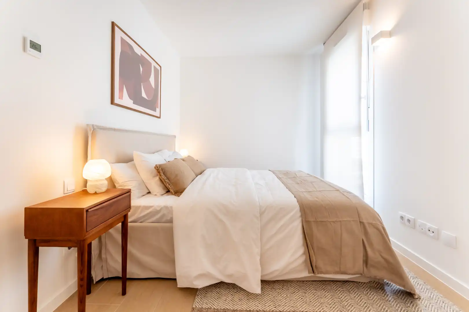 Dormitori de Apartament de lloguer en Madrid amb Aire condicionat, Calefacció i Traster
