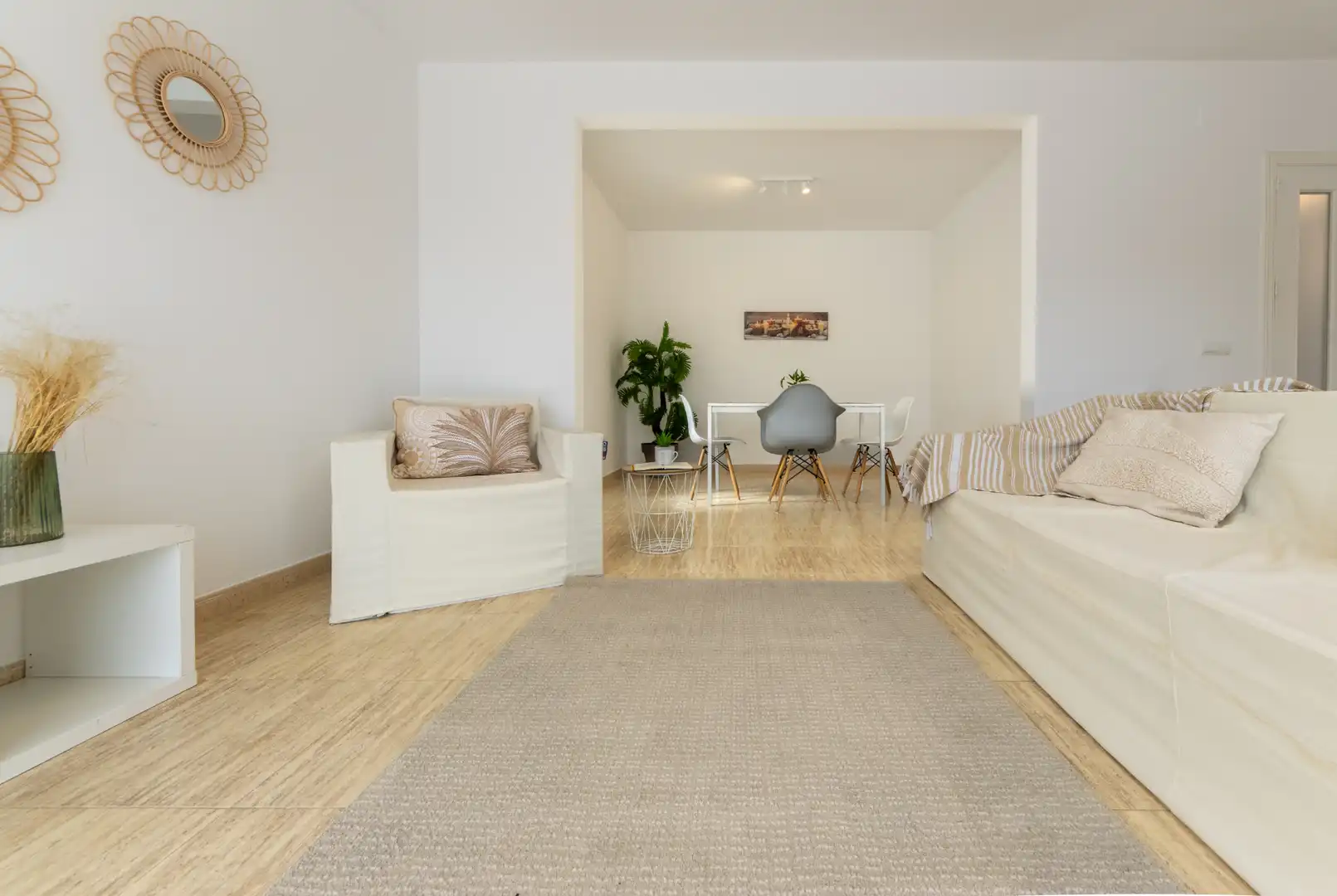 Sala d'estar de Casa adosada en venda en L'Ametlla de Mar  amb Jardí privat, Terrassa i Piscina