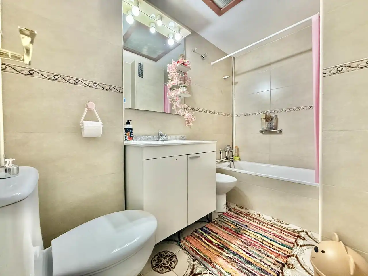 Bathroom of Flat for sale in  Palma de Mallorca  with Air Conditioner, Heating and Balcony